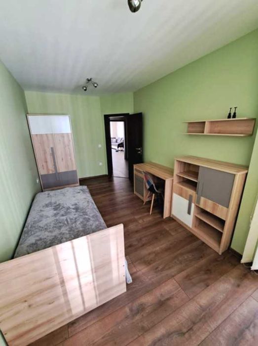 Тристаен апартамент под наем в жк. Медицинска академия