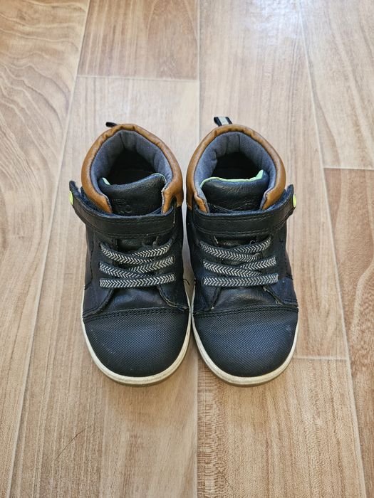 Весенняя обувь  24 размер