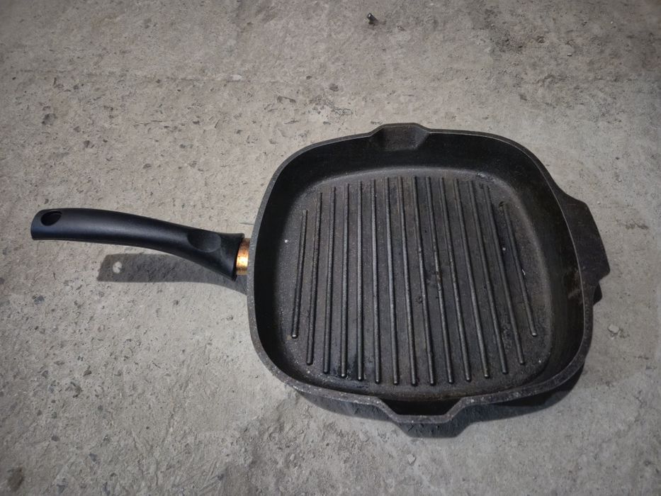 Продам кастрюлю алюминиевую