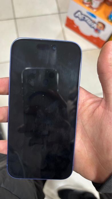 iPhone 16 почти новый