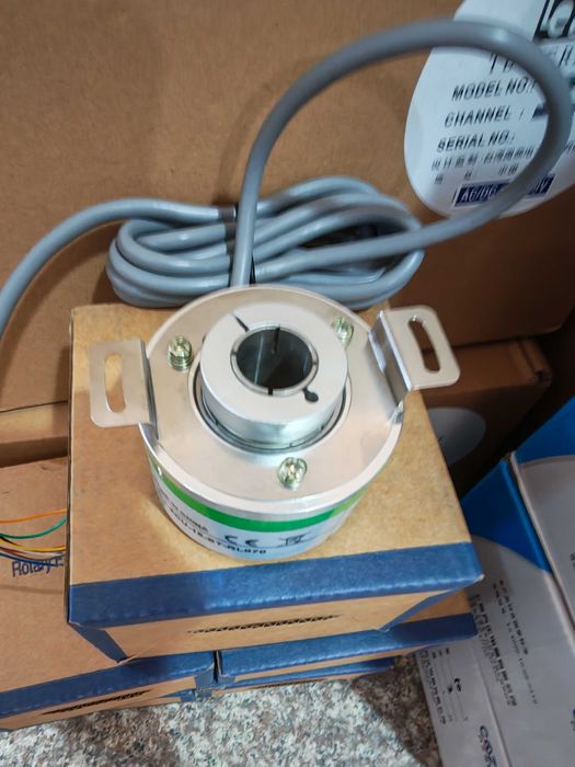 Энкодер двигателя для башенного крана и подъёмника Encoder 1024 PPR