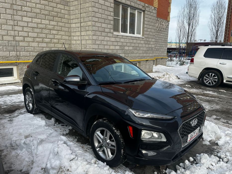 Продам срочно Hyundai kona 2021