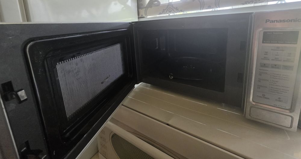 Микроволновка Panasonic