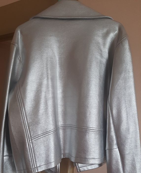 Детско  яке  Calvin Klein !