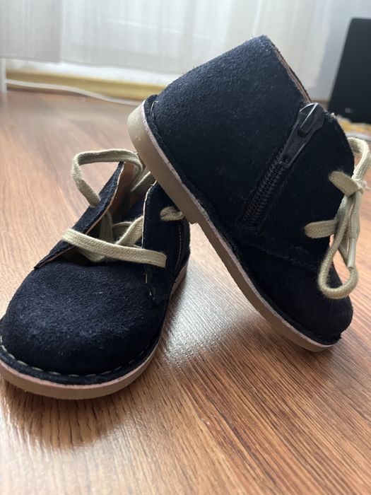 ghete piele intoarsa rezerved baieti 22/23