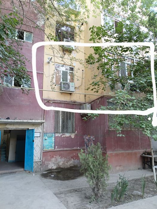 Урганчда квартира сотилади