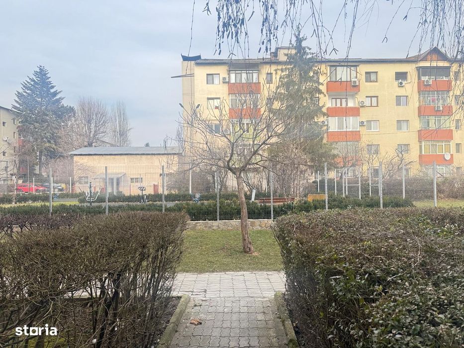 Vanzare apartament 2 camere, mobilat+utilat, Targoviste, micro 9