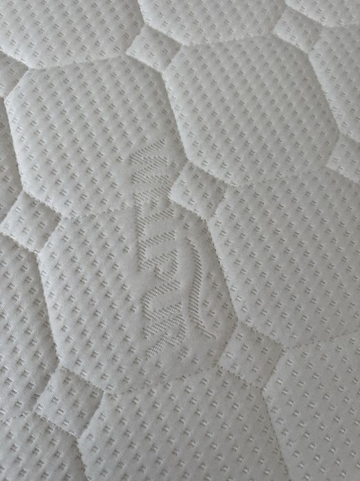 Saltea pat de dimensiune 160x200cm