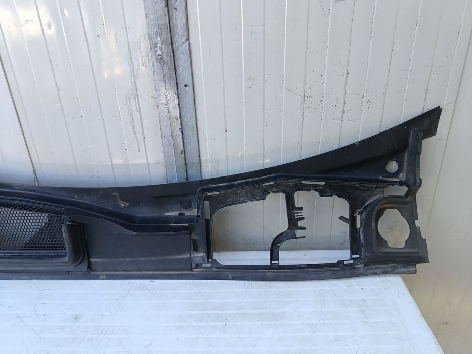 Grila ornament ștergătoare audi Q8