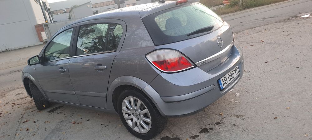 Opel astra h 1.6