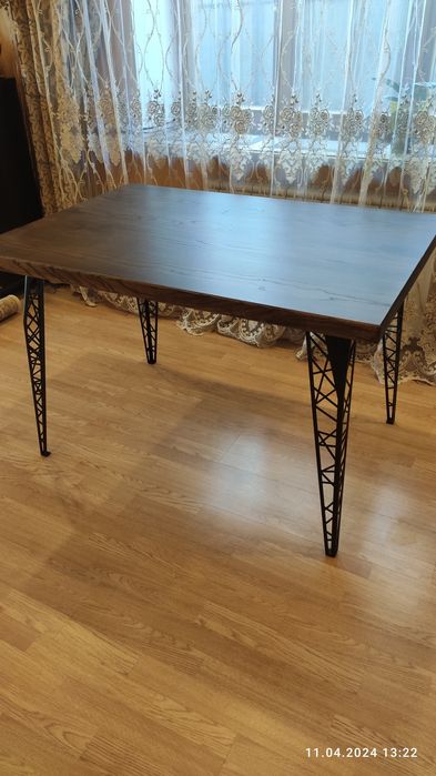 Стол размер 117х82