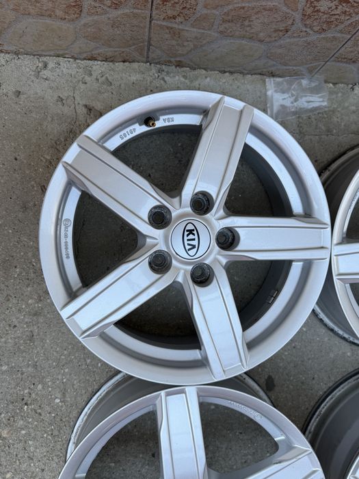 Jante aliaj R16 dedicate KIA Soul – 6.5Jx16 ET47 – 5x114.3 – CB 67.1 – cu senzori TPMS