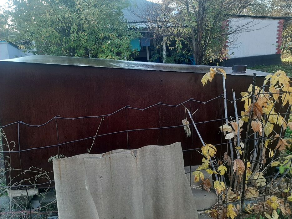 Продам железную емкость