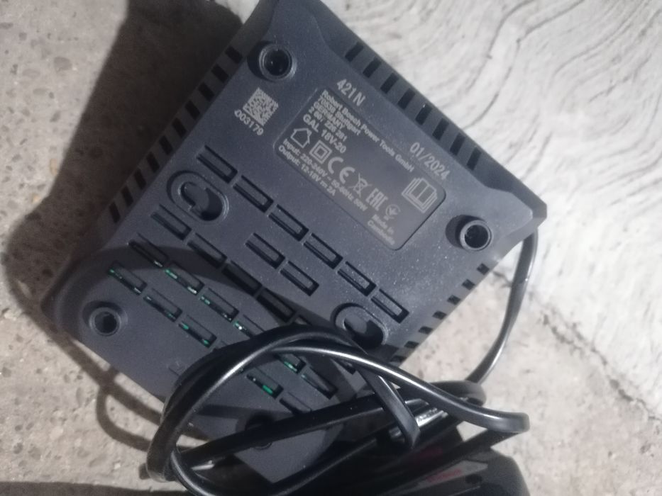 Set de pornire Bosch Professional (model 1600A01B9Z), nou în cutie