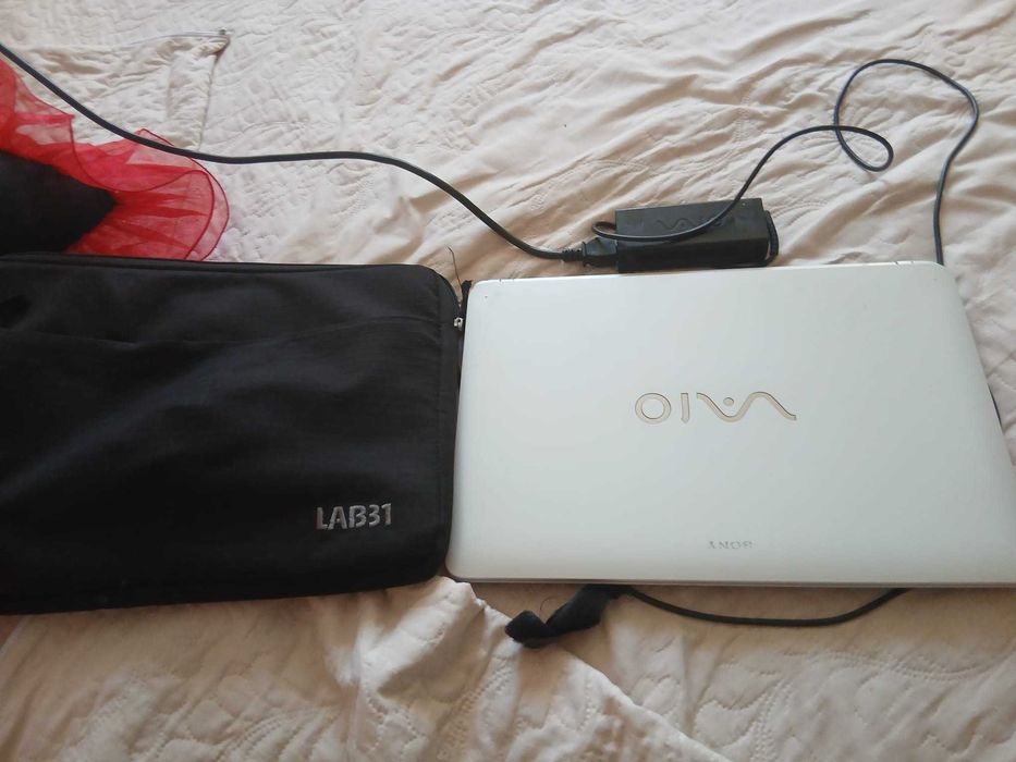 Продавам Лаптоп Sony vaio 15.6 inc