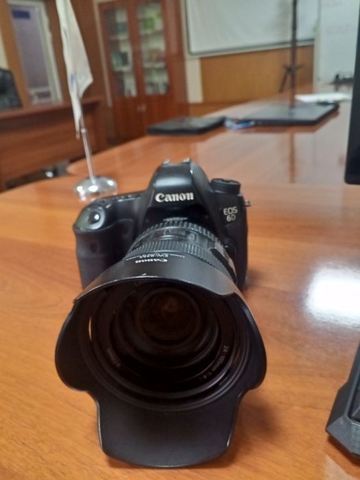 Canon camera  yangi
