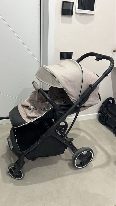 Продам коляску Diarest
