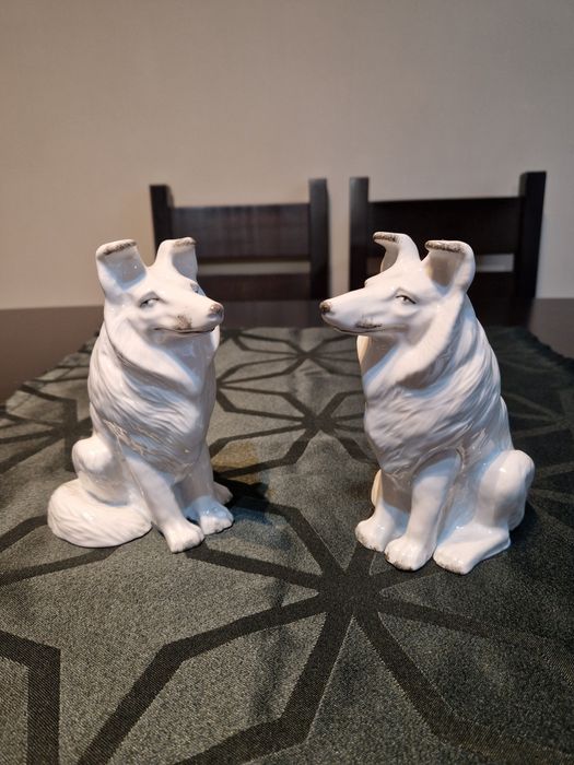 Чифт страхотни антикварни руски порцеланови фигури статуетки