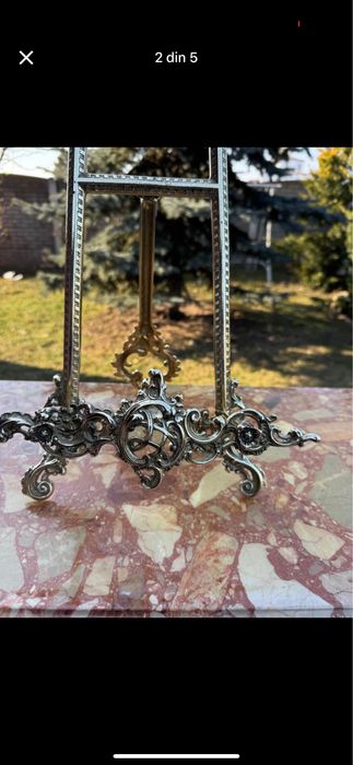 Suport/sevalet pentru expunere din bronz