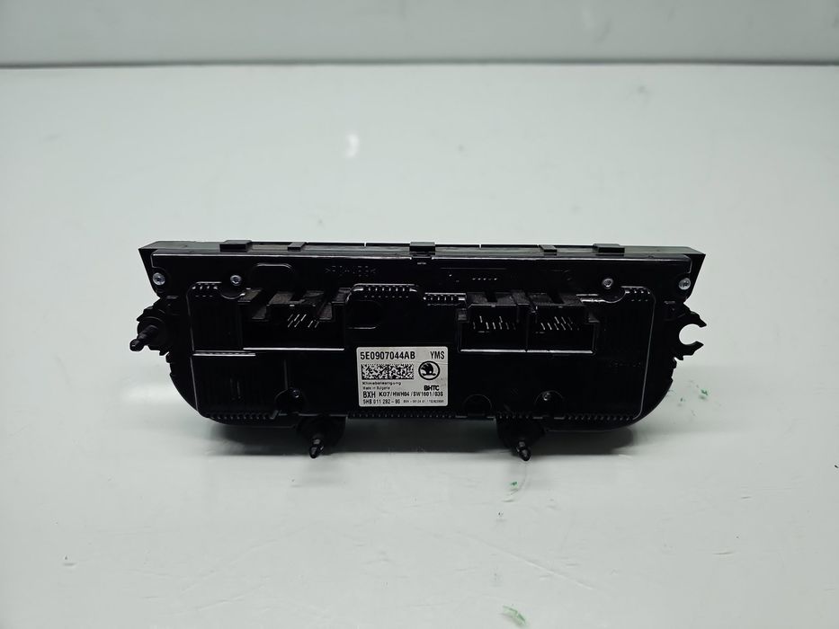Panou comanda clima Skoda Octavia 3 (5E3) [Fabr 2012-2020] 5E0907044AB