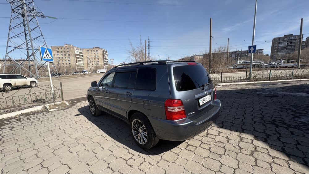 Продается Тоуота Highlander 2002г