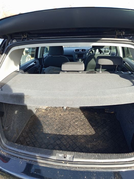 Фолксваген Голф 6 1.6 тди 2011год