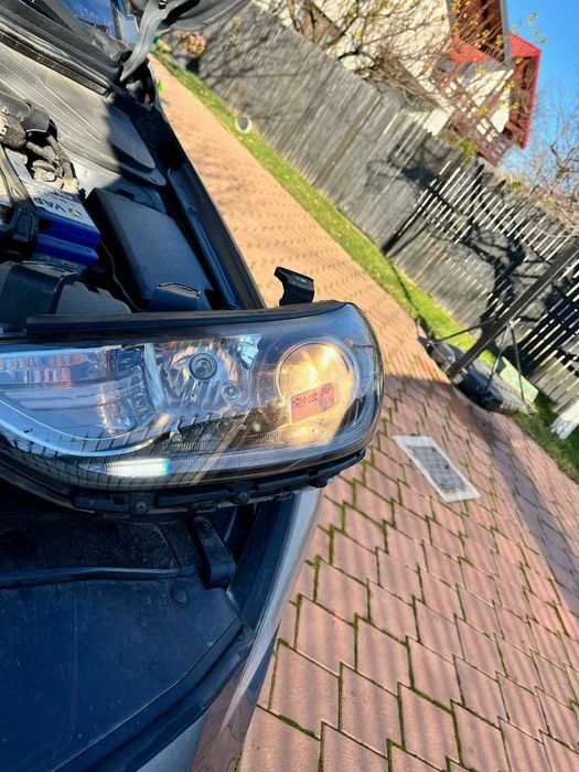 Far stanga Hyundai Elantra 2016-2018 second hand