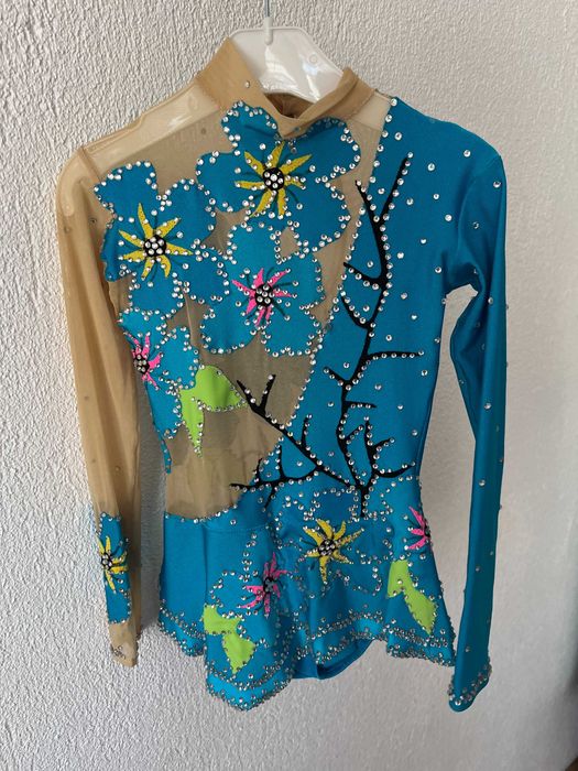 Трика за художествена гимнастика