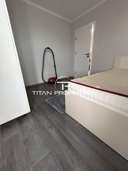 Дава се под наем Тристаен апартамент в Пловдив, Център - 85 кв.м за 747.66 € - Снимка #5