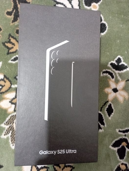 Самсунг Galaxy S25 Ultra