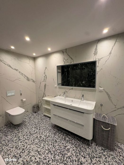 Apartament 3 camere-127mp-piscina
