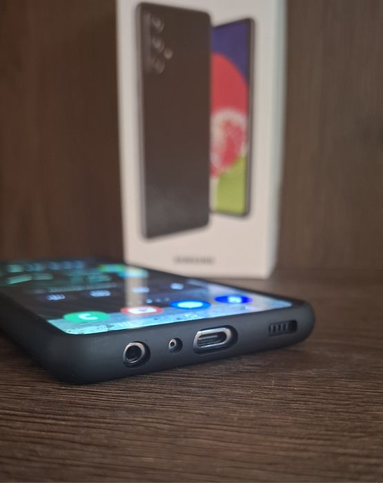 Samsung Galaxy A52s 5G / 128GB / 6GB RAM / Отлично състояние / +Case