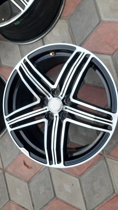 Vand jante aliaj de 19 inch 5x120 pt BMW model deosebit