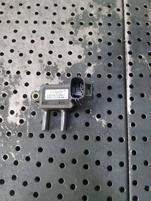 Senzor filtru particule 1.6 tdci ford focus 3 av615l200aa