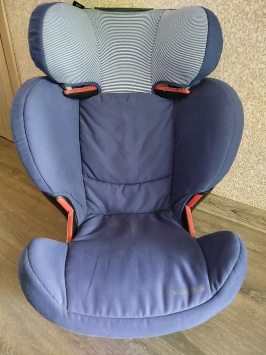 Автокресло Maxi-Cosi