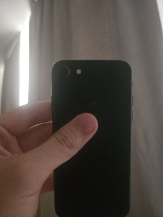 продам iphone 7 32gb 76% акб