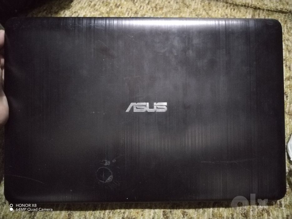 Noutbuk Asus 2022-yil