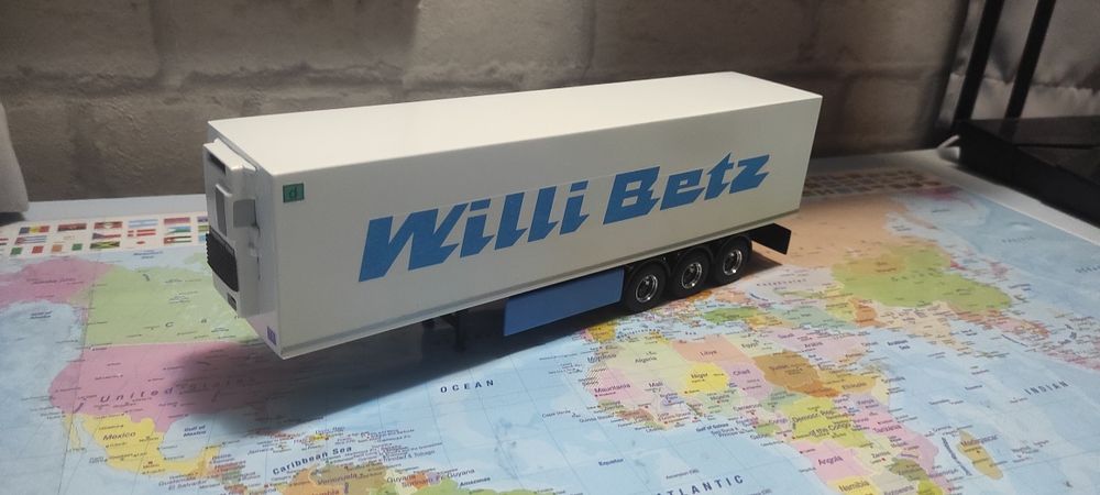 Метални модели мащаб 1:50
