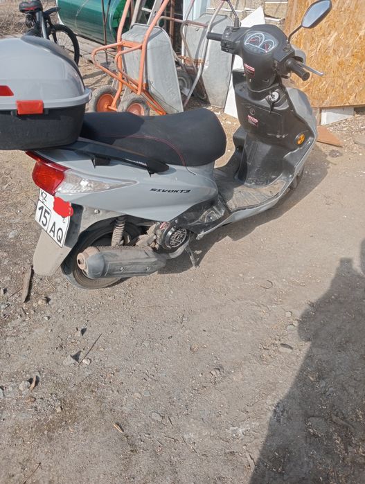 Продам скутер 125 кубов