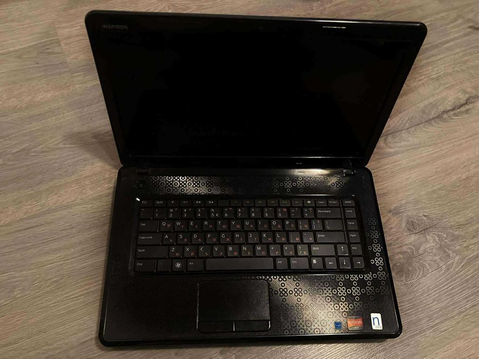 Лаптоп Dell Inspiron N5030