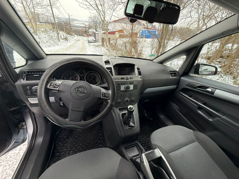 Vând Opel Zafira 7 locuri