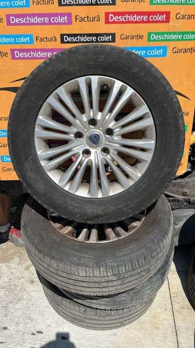 Jante R17 cu anvelope de vara Lancia Voyager 225 65 17
