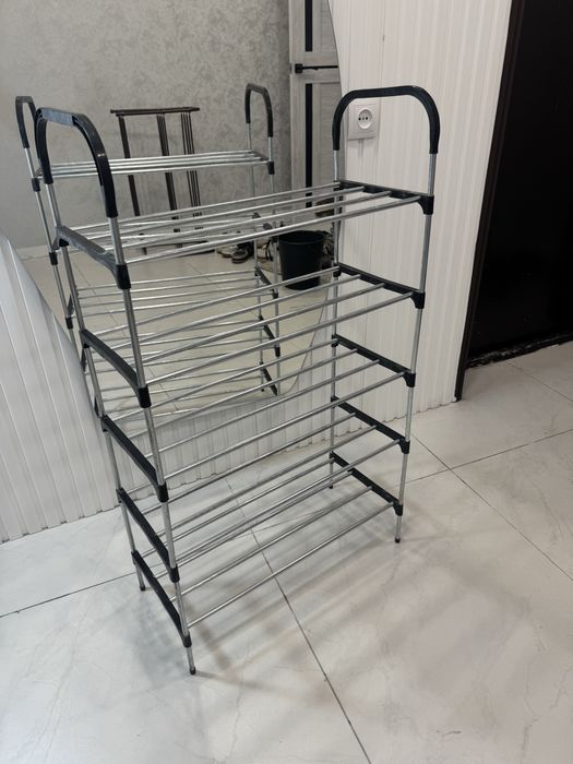 Продаю этажерку для обуви(полочка для обуви,обувница)