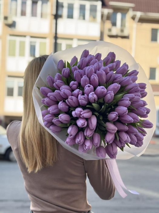 гортензия и тюльпан