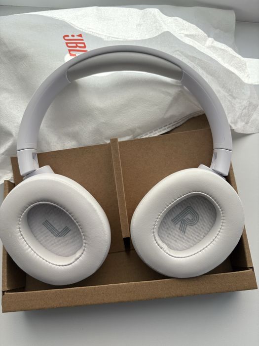 JBL Tune 770 NC новые