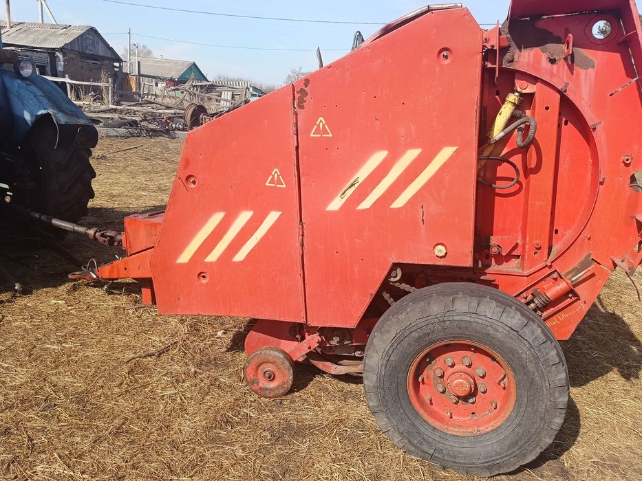 Продам прессподборщик ПРФ 110