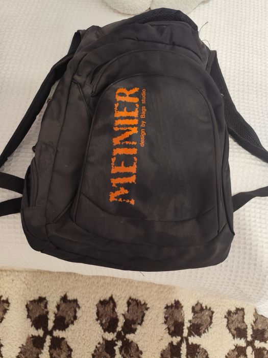 Ученическа раница и естествена кожа раница