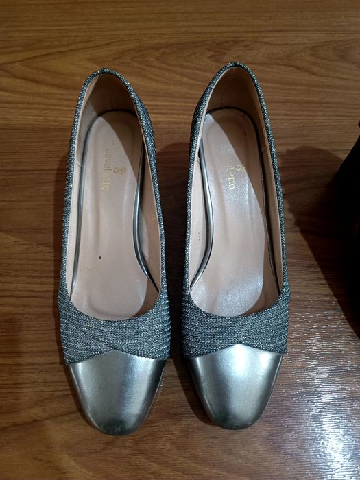 Женские туфельки