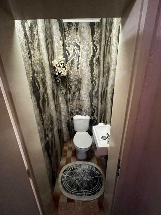 Дава се под наем Четиристаен апартамент в Варна, Център - 105 кв.м за 698.19 € - Снимка #8