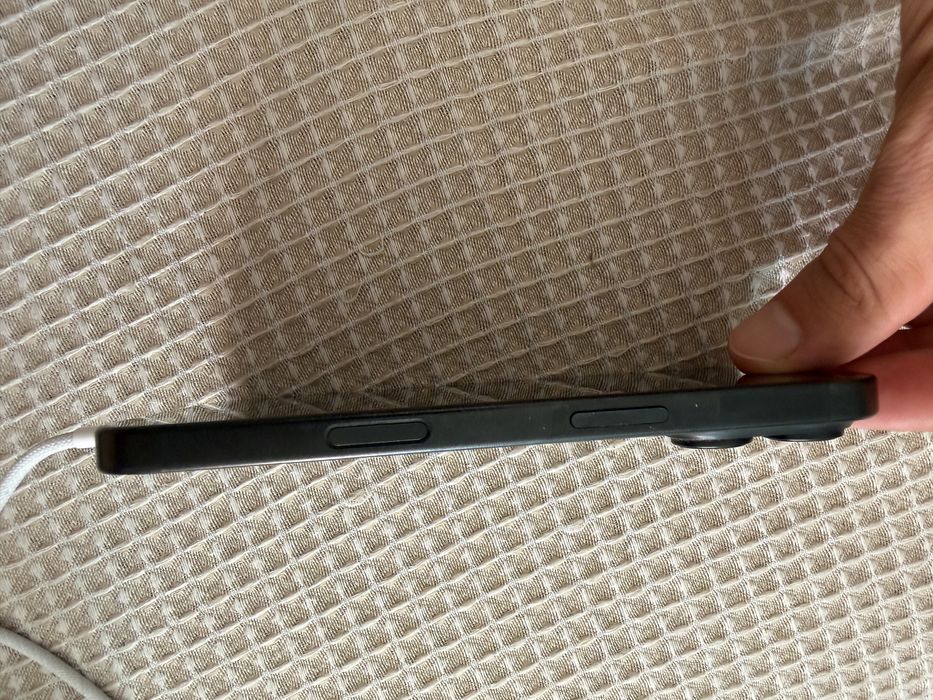 iPhone 16 pro 256gb